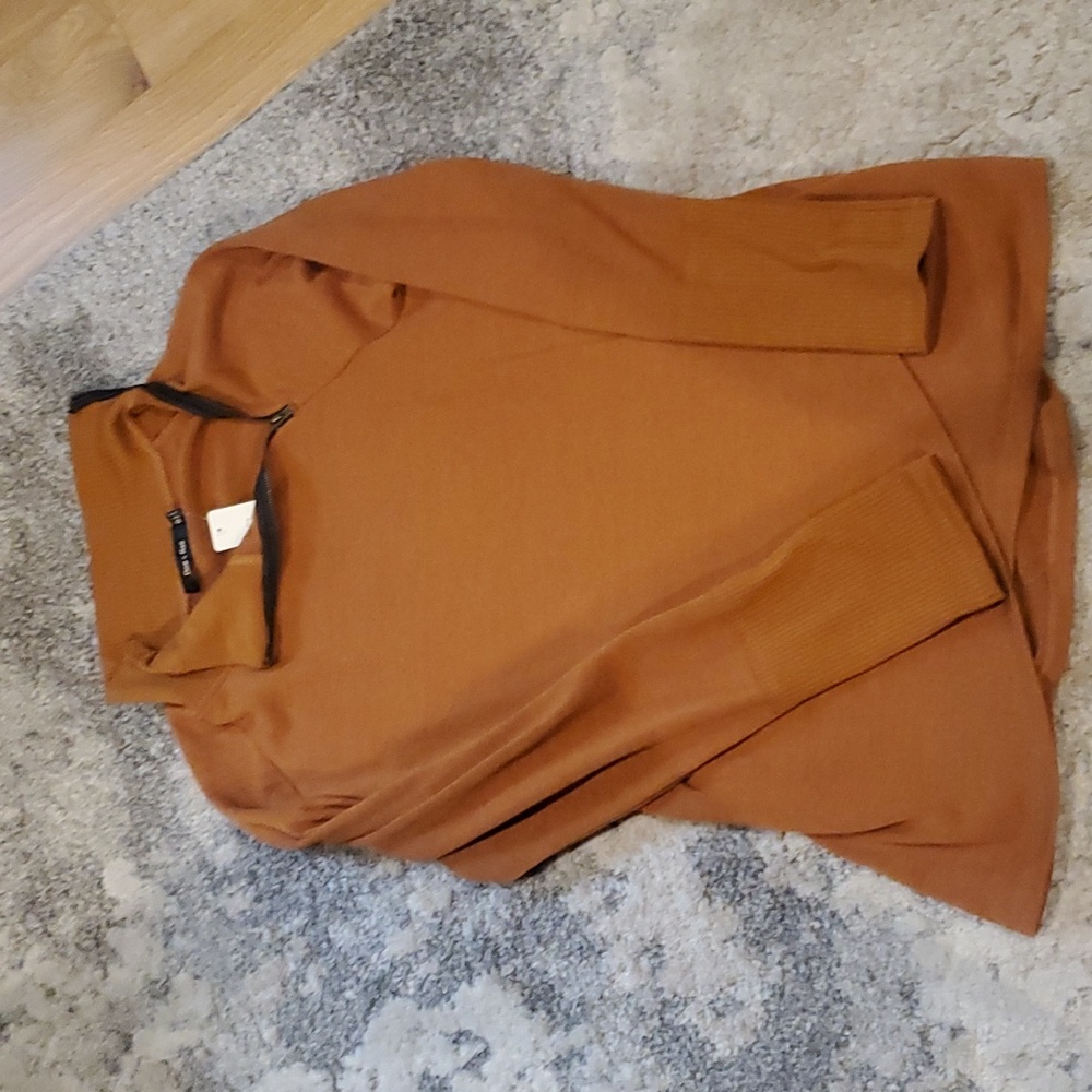 Gorgeous Fall Top-NWT